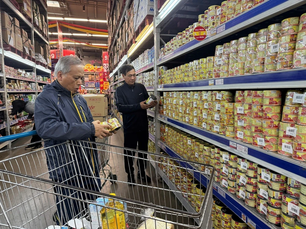 Thủ tướng chỉ đạo tháo gỡ vướng mắc trong triển khai Nghị định về an toàn thực phẩm - Ảnh 3.