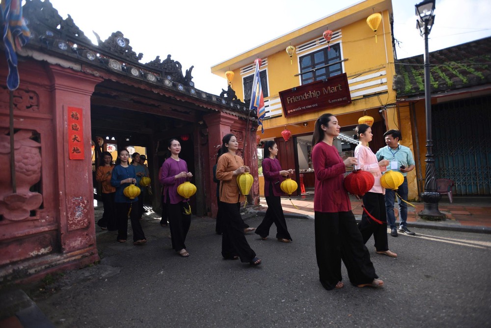 Hành trình giữ nghề làm lồng đèn truyền thống ở Đà Nẵng - Ảnh 15.