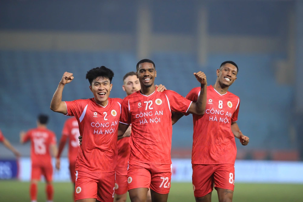 Đình Bắc "lùi một bước" lại hay hơn - Ảnh 3.