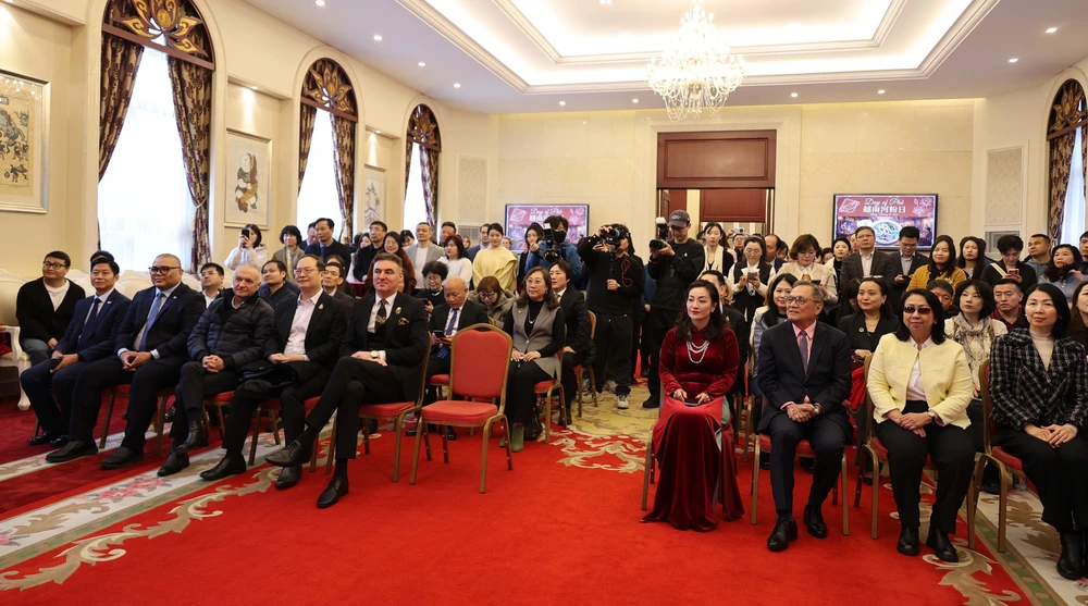 “Ngày Phở Việt Nam” tại Bắc Kinh (Trung Quốc)  - Ảnh 1.