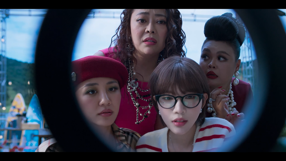 Trấn Thành hé lộ mâu thuẫn của các nhân vật trong trailer “Thỏ ơi” - Ảnh 1. Trấn Thành hé lộ mâu thuẫn của các nhân vật trong trailer “Thỏ ơi” - Ảnh 1.