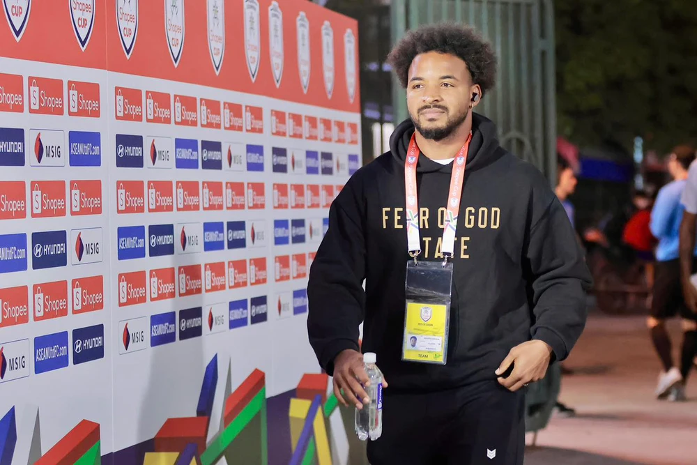 Xuân Son bất ngờ vắng mặt, HLV CLB Nam Định nói lý do bất ngờ - Ảnh 1.