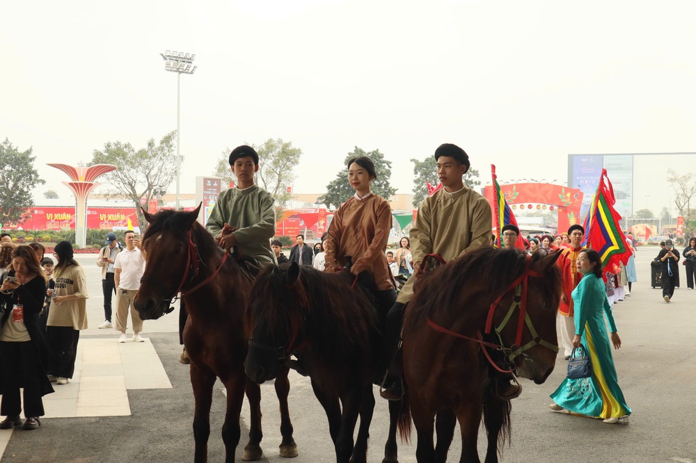 Chiêm ngưỡng “Dáng Việt trên yên ngựa” giữa lòng Thủ đô - Ảnh 2.