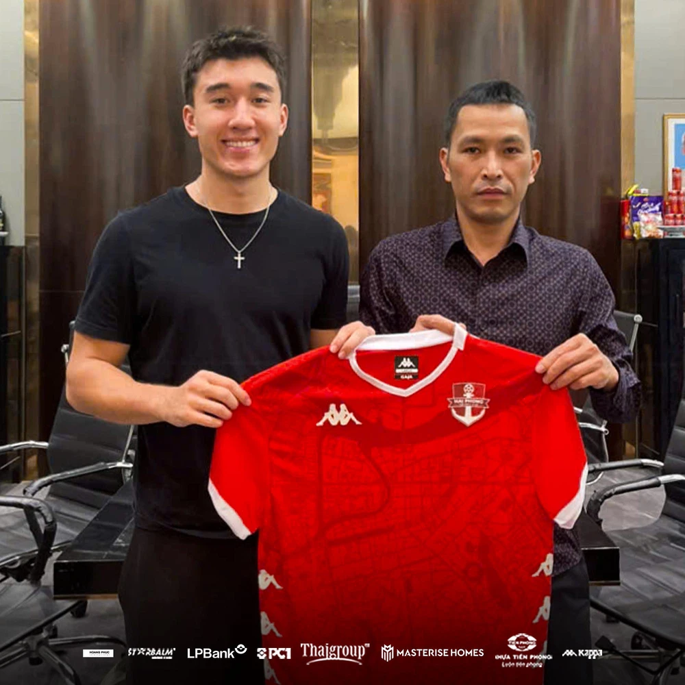 Cầu thủ Việt kiều