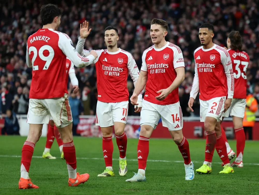 Thắng dễ Sunderland, Arsenal củng cố ngôi đầu Ngoại hạng Anh - Ảnh 1.