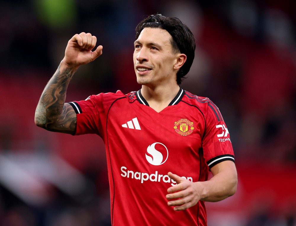 Trở lại sau chấn thương, trung vệ 1m75 của MU tái hiện đẳng cấp thế giới, được ông lớn La Liga để ý - Ảnh 3.
