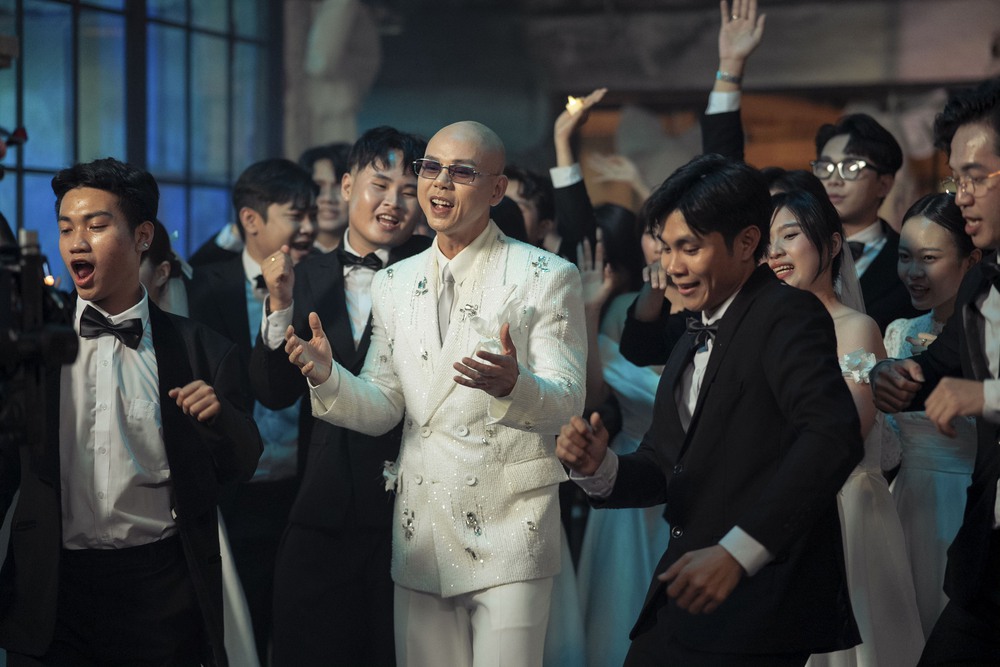 Phan Đinh Tùng trở lại mùa Valentine với “Thành đôi” - Ảnh 2.