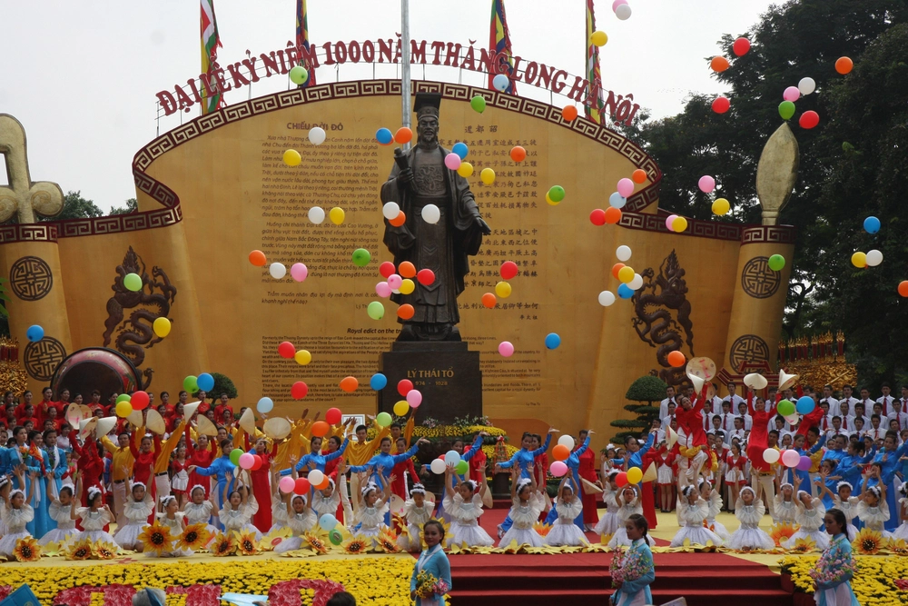 Từ Lý Công Uẩn đến 'căn cước văn hóa' của Hà Nội - Ảnh 3.