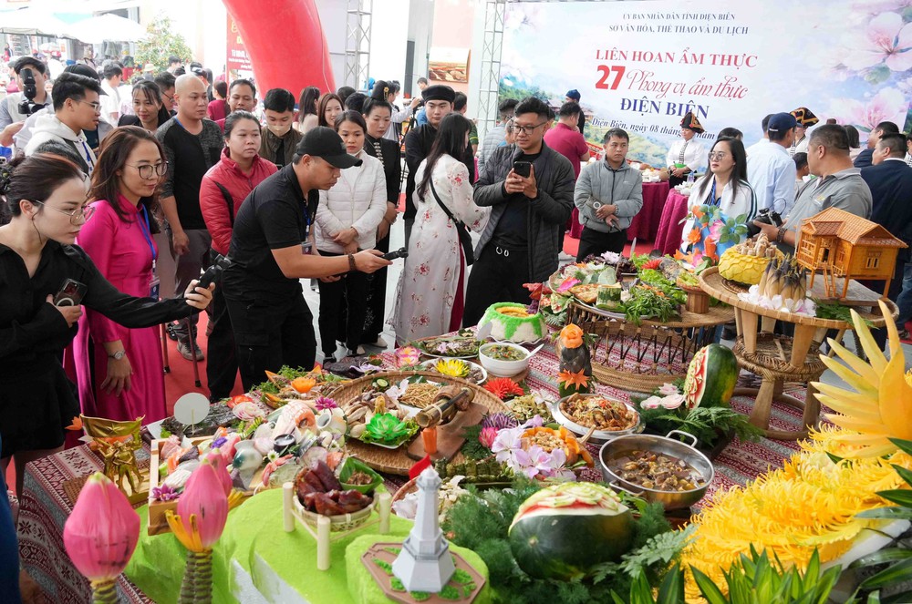 Độc đáo “27 phong vị ẩm thực Điện Biên” - Ảnh 3.