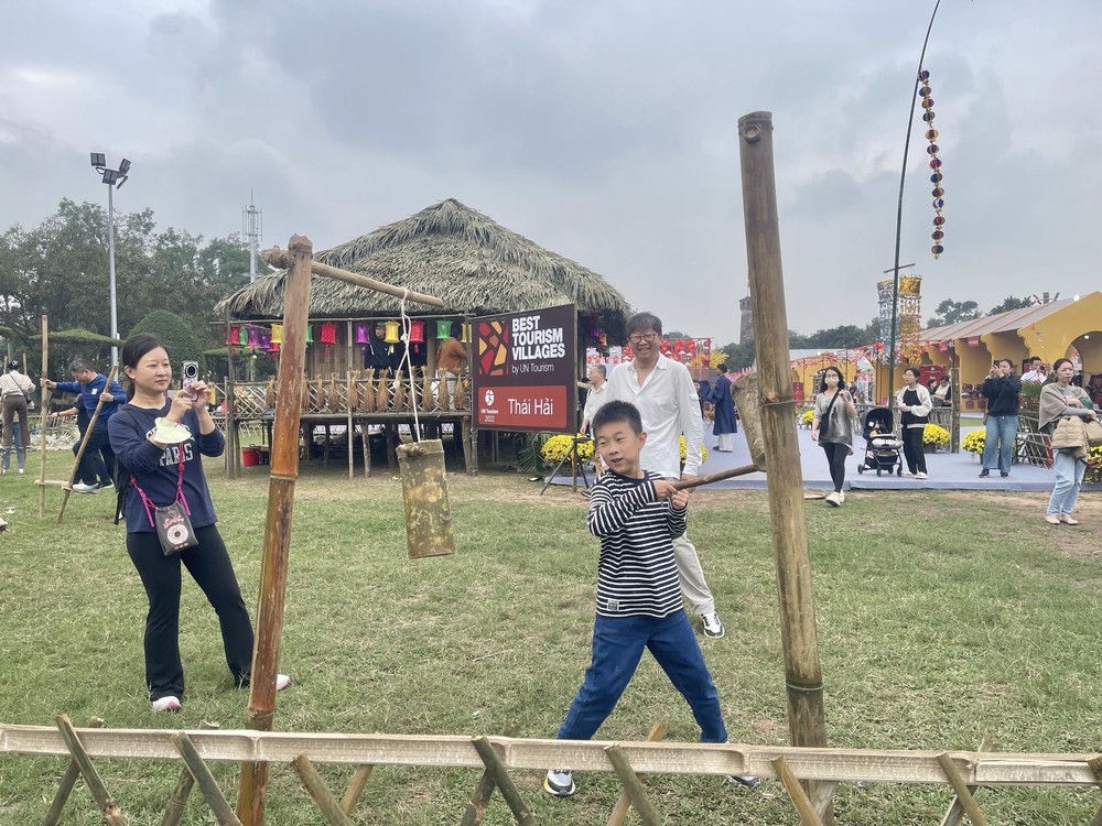 Hà Nội rộn ràng sắc xuân trong chương trình Happy Tết 2026 - Ảnh 6.