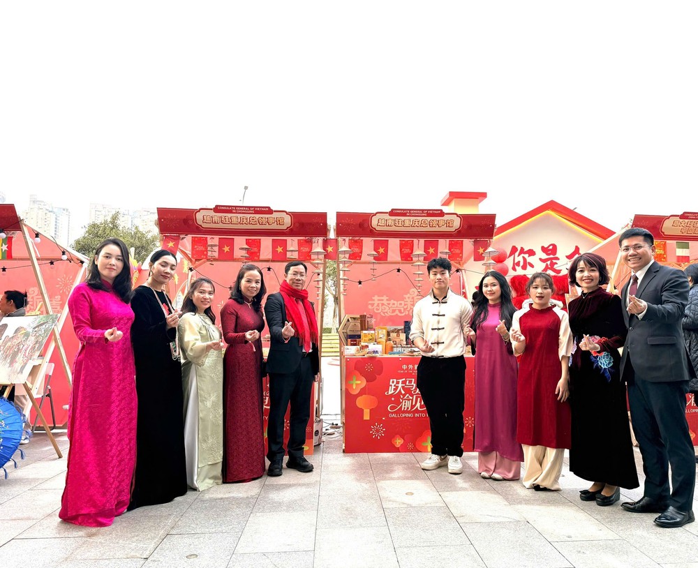 Xuân Bính Ngọ 2026: Hương vị Việt lan tỏa tại Hội chợ quốc tế mùa Xuân ở Trùng Khánh - Ảnh 3.