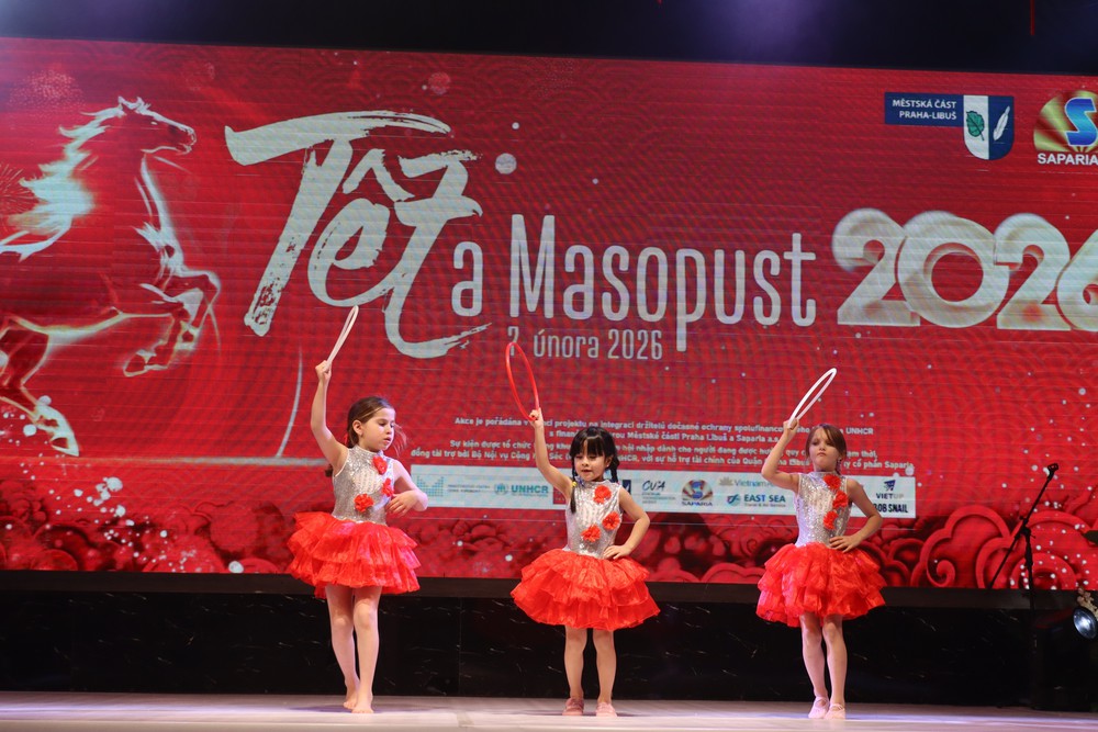 Xuân Bính Ngọ 2026: Gắn bó bền chặt cộng đồng và thúc đẩy giao thoa văn hóa Việt - Séc - Ảnh 2.