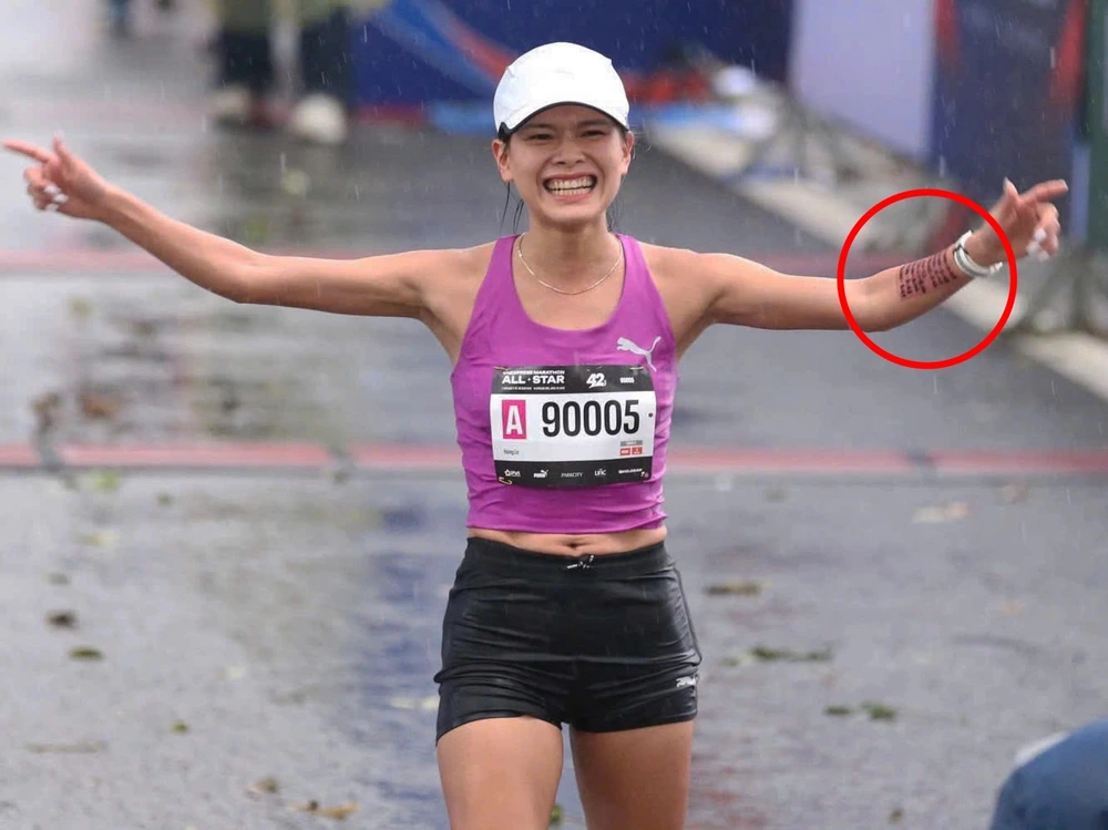 Hồng Lệ vô địch giải Marathon All-Star 2026 bằng "bí kíp" đặc biệt