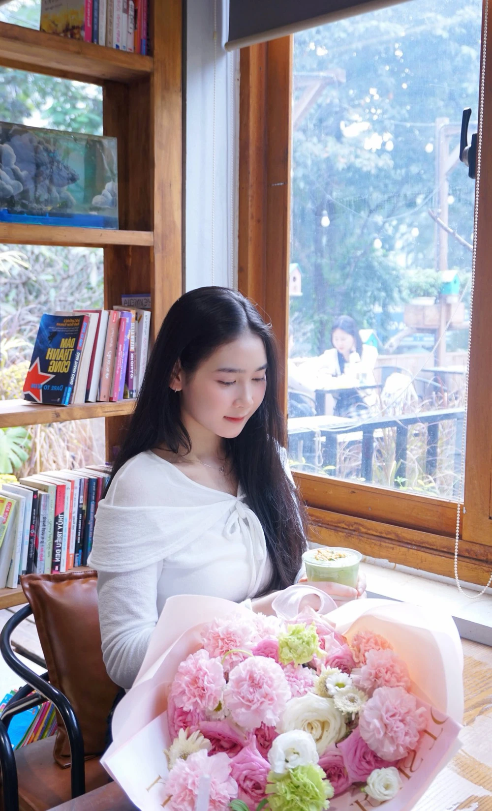 Hot girl bóng chuyền Việt Nam thăng tiến ấn tượng trong sự nghiệp, sở hữu vẻ đẹp thuần khiết, ‘trong veo’ ở tuổi 20 - Ảnh 4.