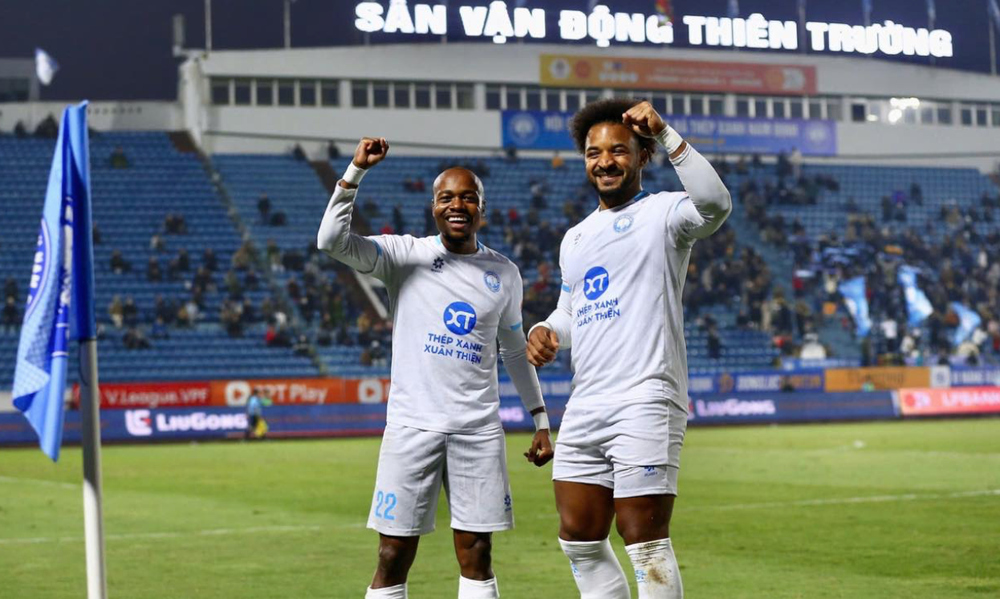 Từ "Vua" V-League, Nam Định lạc lối trong cuộc đua trụ hạng - Ảnh 2.