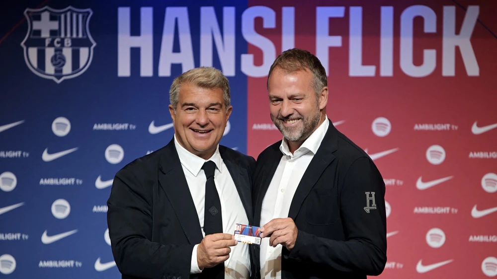 Chú tịch Joan Laporta chính thức từ chức ở Barcelona - Ảnh 3.