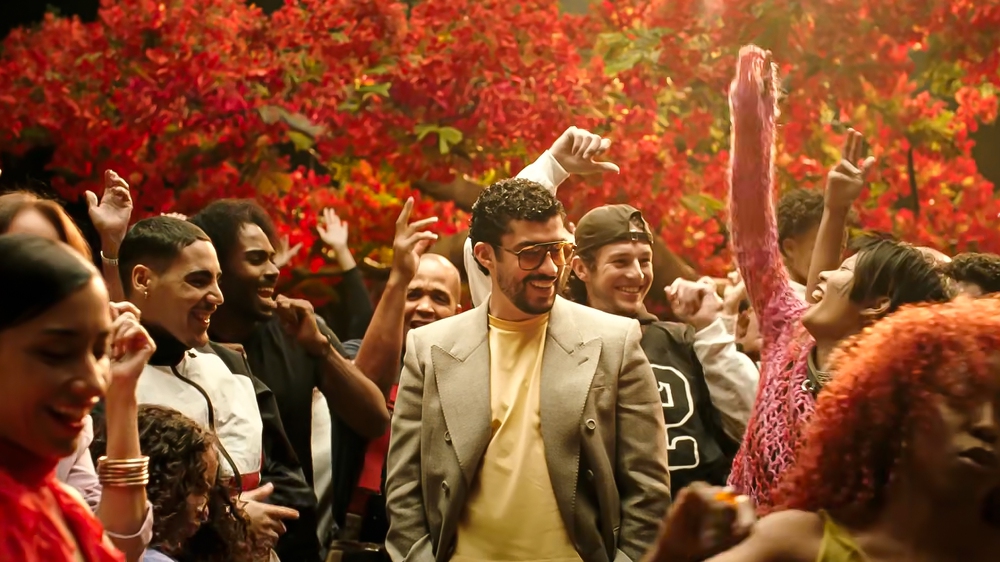 Bad Bunny và khoảnh khắc lịch sử tại Super Bowl 2026 - Ảnh 6.