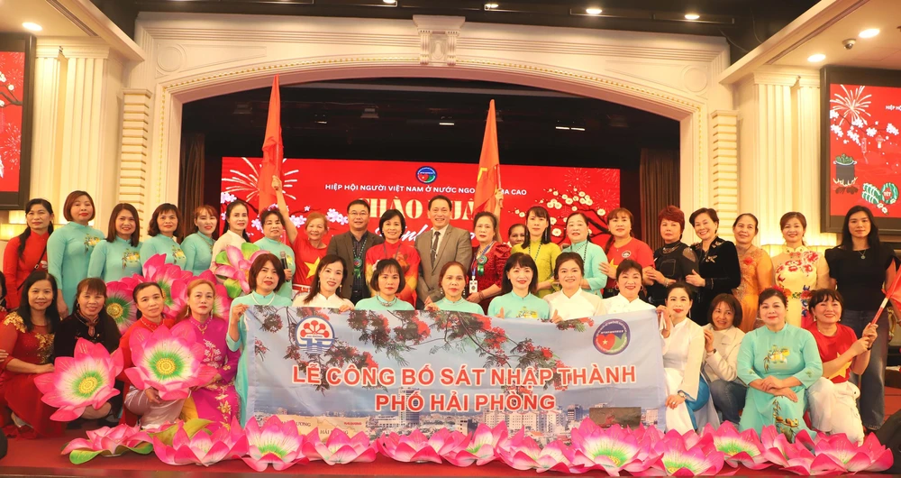 Rộn ràng Xuân quê hương tại Macau (Trung Quốc) - Ảnh 5.