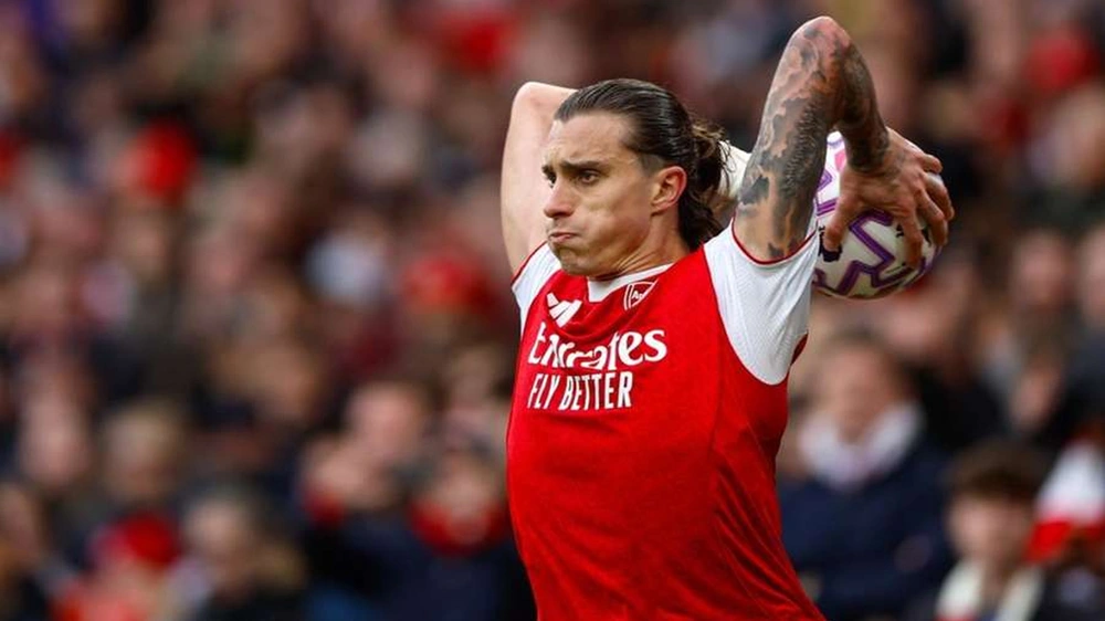 Ngoại hạng Anh trước bước ngoặt lớn khi luật mới có thể khai tử chiêu ném biên câu giờ - Ảnh 1.