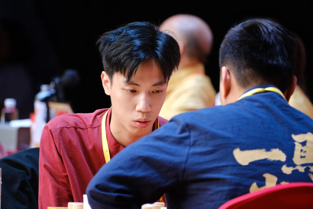 Lại Lý Huynh giành ngôi á quân giải Ngũ Dương Bôi 2026 sau khi thua 'Tiểu Hứa Ngân Xuyên' - Ảnh 2.