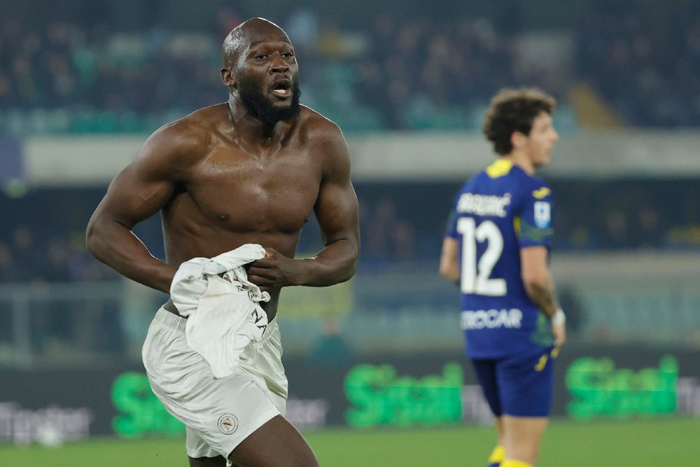 Romelu Lukaku ghi bàn sau 281 ngày: “Big Rom” đã trở lại, giải cứu Napoli - Ảnh 1. Romelu Lukaku ghi bàn sau 281 ngày: “Big Rom” đã trở lại, giải cứu Napoli - Ảnh 1.