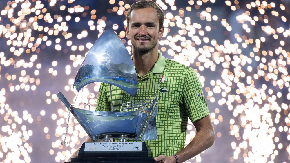 Daniil Medvedev vô địch ATP 500 Dubai Open 2026: Chiến tích lịch sử và… may mắn - Ảnh 1. Daniil Medvedev vô địch ATP 500 Dubai Open 2026: Chiến tích lịch sử và… may mắn - Ảnh 1.