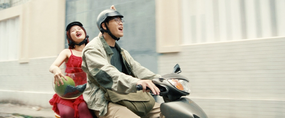 Phim "Cảm ơn người đã thức cùng tôi": Giấc mơ trong trẻo và đầy thổn thức - Ảnh 1.