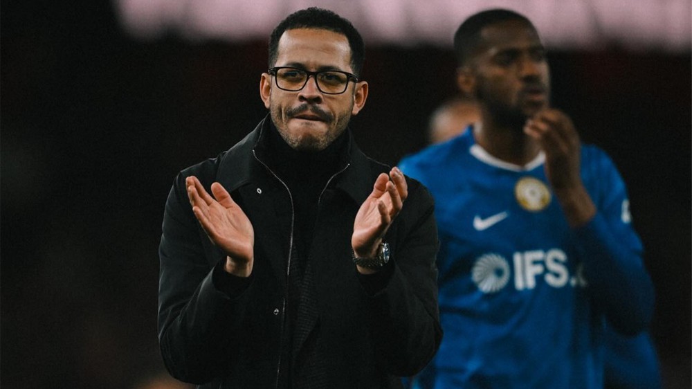 Cổ động viên Chelsea ngao ngán đội nhà bởi những sai lầm không đáng có - Ảnh 2.