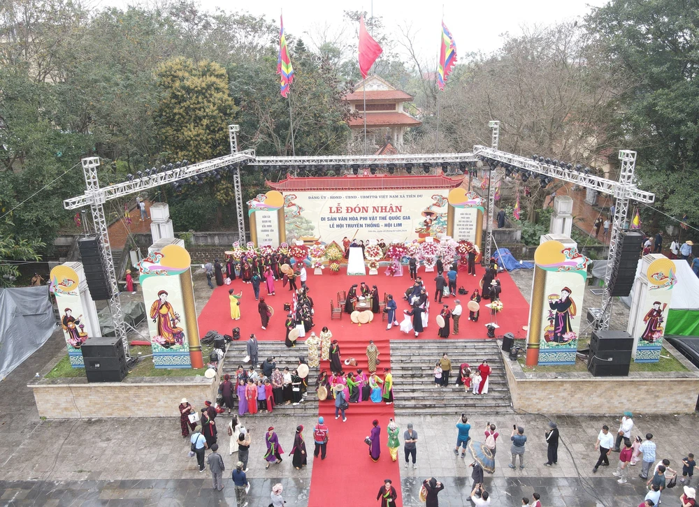Về hội Lim thỏa nỗi nhớ mong - Ảnh 1.
