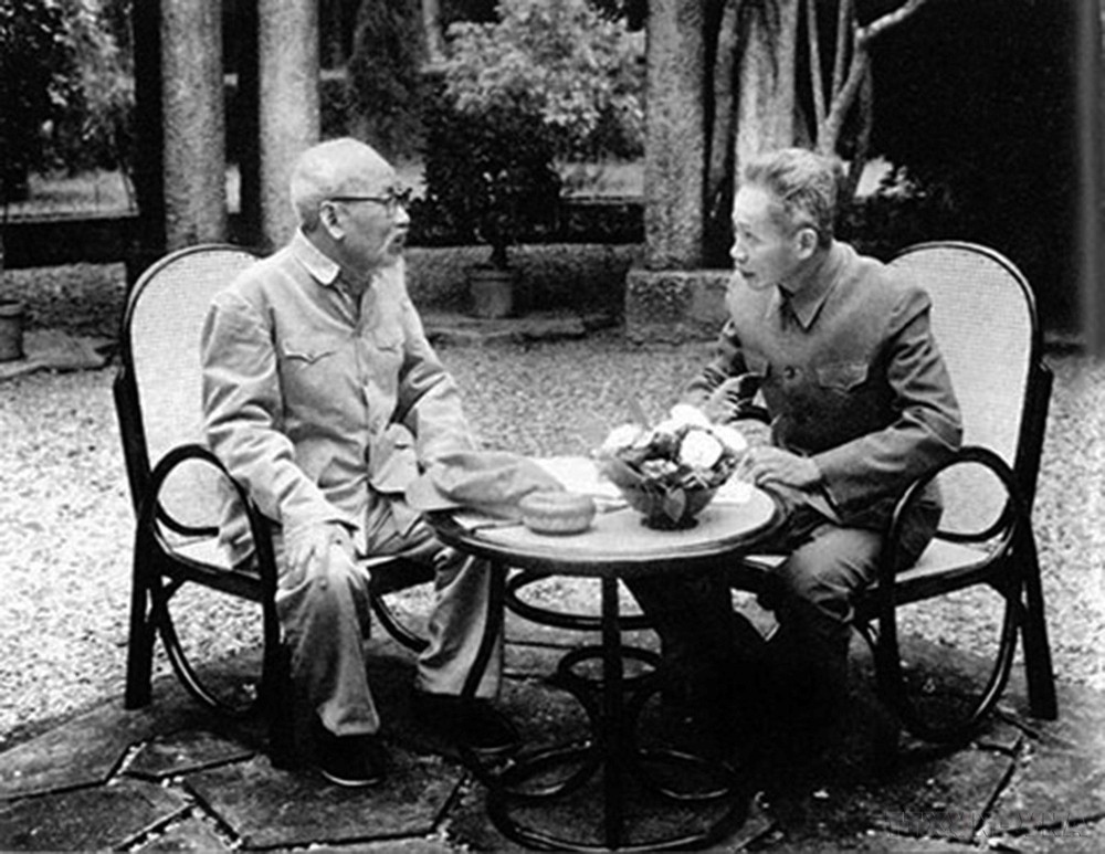 Kỷ niệm 120 năm Ngày sinh Thủ tướng Phạm Văn Đồng: Tấm gương sáng ngời về đạo đức cách mạng, tận tụy với nhân dân - Ảnh 1.