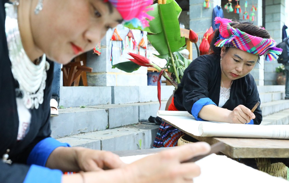 "Mùa Xuân và tuổi trẻ" tại Làng Văn hóa - Du lịch các dân tộc Việt Nam - Ảnh 2.