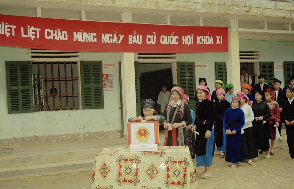 Bầu cử Quốc hội và HĐND: Cuộc bầu cử Quốc hội khóa XI và Dấu ấn nhiệm kỳ (2002-2007) - Ảnh 3.