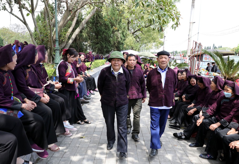 Độc đáo lễ hội tri ân công đức bậc tiền nhân có công bảo vệ, phát triển vùng biên ải - Ảnh 2.