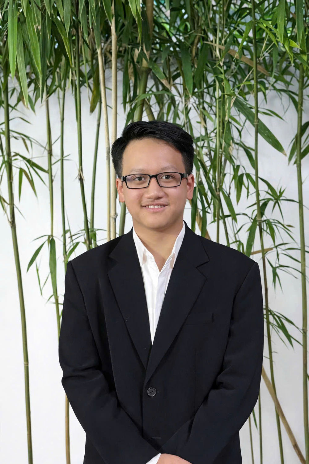 Nam học sinh Việt Nam giành Huy chương Bạc AI quốc tế, nhận học bổng 12 tỷ đồng - Ảnh 1.