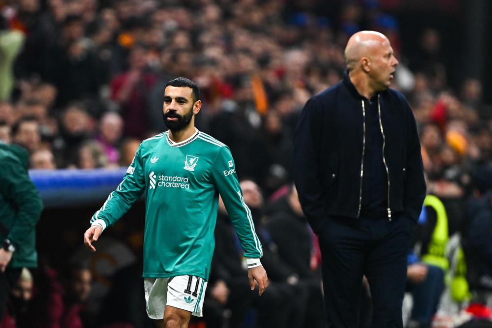 Liverpool thua Galatasaray: Một mùa bóng bỏ đi - Ảnh 1.