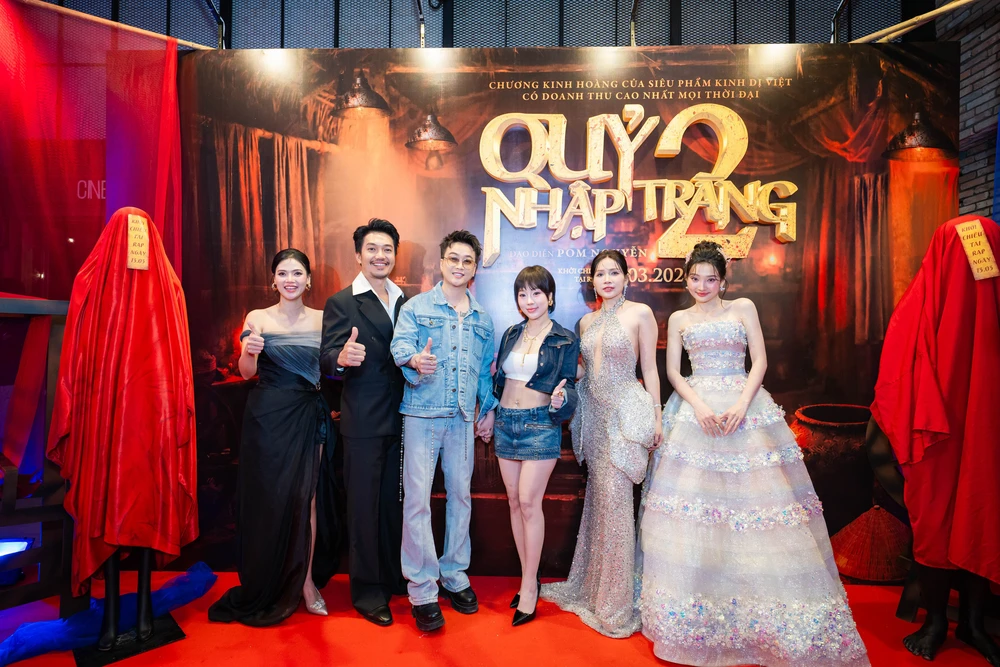 Dàn sao Việt quy tụ thảm đỏ phim "Quỷ nhập tràng" 2 - Ảnh 4.