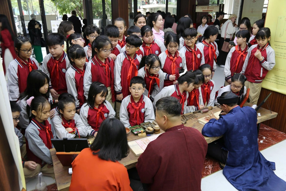 Góc nhìn 365: Từ lưu trữ tới kiến tạo giá trị mới - Ảnh 2.