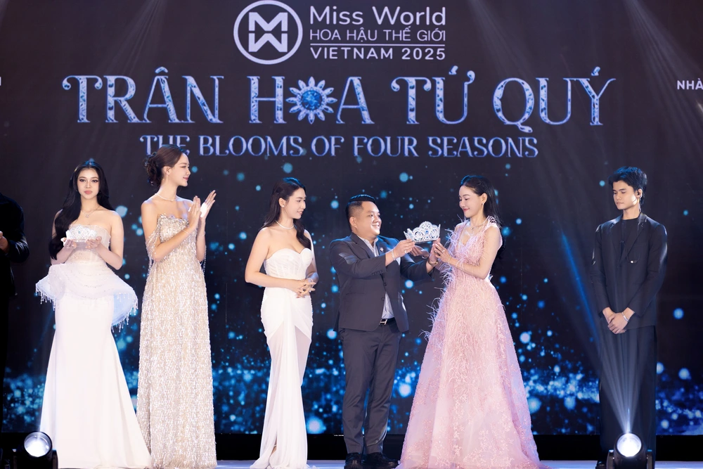 Công bố vương miện, hoa đăng quang Miss World Vietnam 2025 - Ảnh 1.