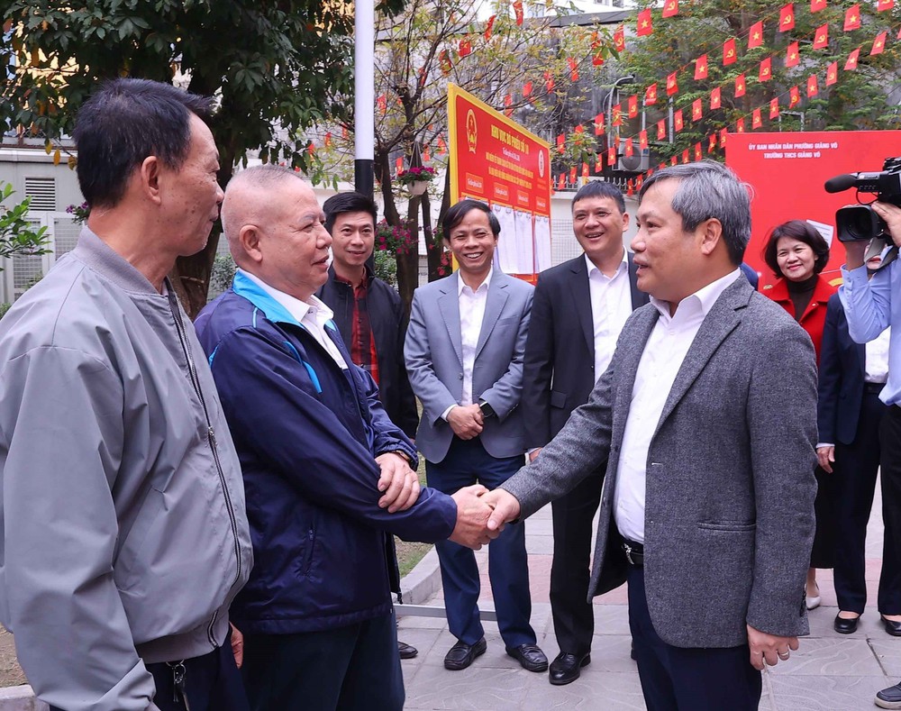 Hà Nội tập huấn xử lý tình huống phát sinh, bảo đảm an ninh tại các điểm bỏ phiếu - Ảnh 6.