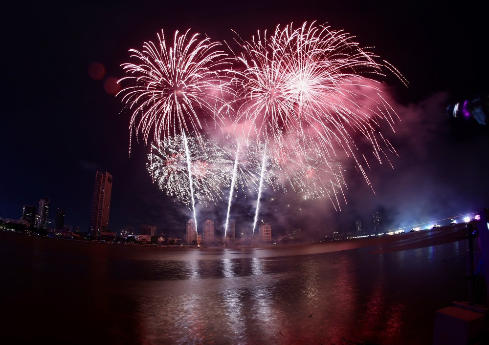 Đà Nẵng công bố lịch thi đấu và giá vé Lễ hội pháo hoa quốc tế DIFF 2026 - Ảnh 1.