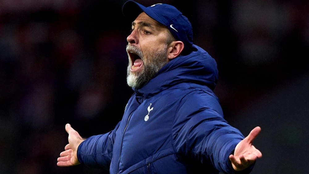 23h30 ngày 15/3, sân Anfield, Liverpool – Tottenham: Tudor là sai lầm nghiêm trọng của Spurs - Ảnh 1. 23h30 ngày 15/3, sân Anfield, Liverpool – Tottenham: Tudor là sai lầm nghiêm trọng của Spurs - Ảnh 1.