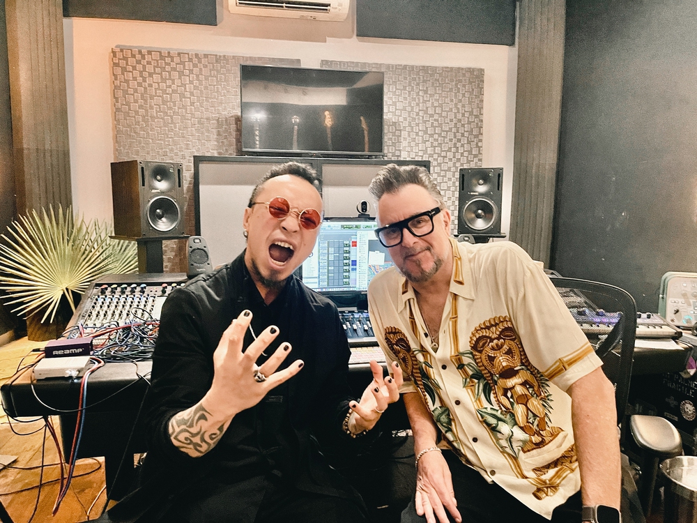 Dạ Ma mang rock “Trống cơm” đến Mỹ  - Ảnh 3.