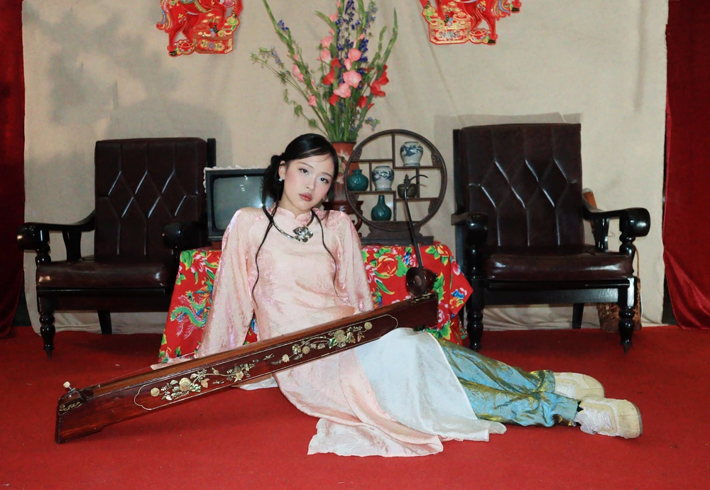 Dạ Ma mang rock “Trống cơm” đến Mỹ  - Ảnh 4.