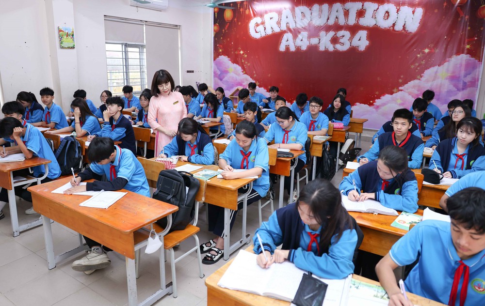 Kỳ thi vào lớp 10 tại Hà Nội sẽ diễn ra ngày vào 30 và 31/5 - Ảnh 1.