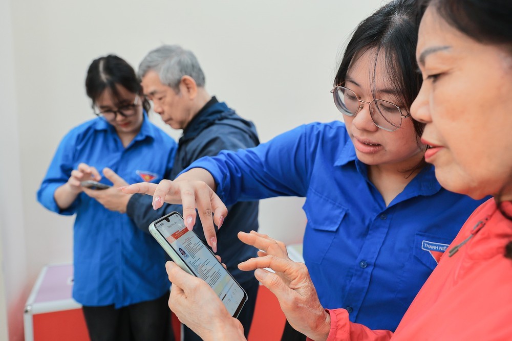 Tuổi trẻ phường Ba Đình ra mắt sản phẩm truyền thông số "Cẩm nang bầu cử" - Ảnh 11.