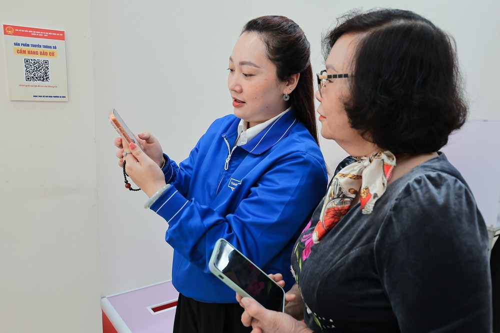 Tuổi trẻ phường Ba Đình ra mắt sản phẩm truyền thông số "Cẩm nang bầu cử" - Ảnh 12.