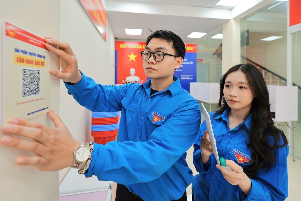 Tuổi trẻ phường Ba Đình ra mắt sản phẩm truyền thông số "Cẩm nang bầu cử" - Ảnh 2.