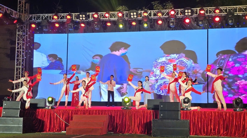 Sẵn sàng những tiết mục nghệ thuật đặc sắc hòa chung Ngày hội non sông - Ảnh 1.