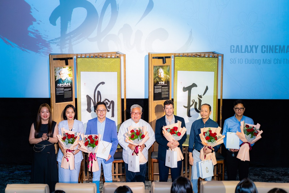 Ra mắt sách “Vũ trụ của Tâm”: Tuyển tập bí quyết sống chất lượng cao - Ảnh 4.