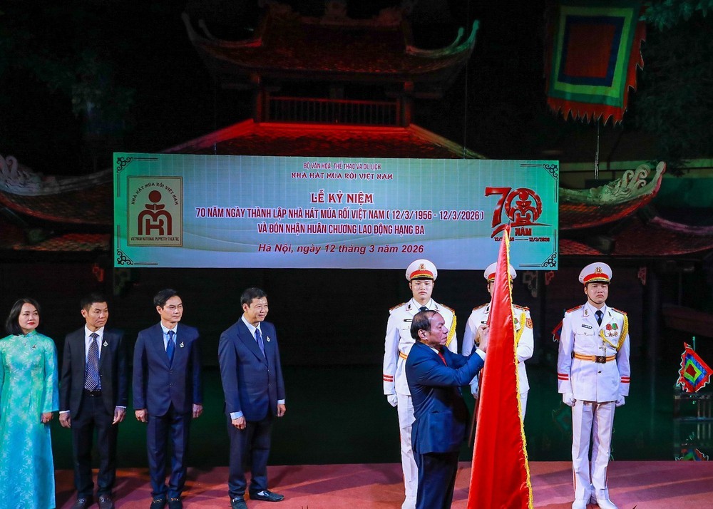 Nhà hát Múa rối Việt Nam kỷ niệm 70 năm xây dựng, đổi mới và phát triển - Ảnh 2.
